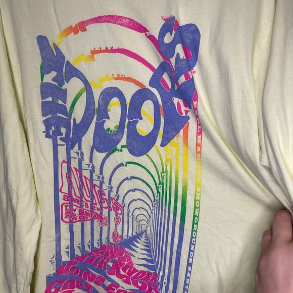 Daydreamer The Doors 1976 Oversized Long Sleeve Tee Tender Yellow Size Small - Picture 8 of 10